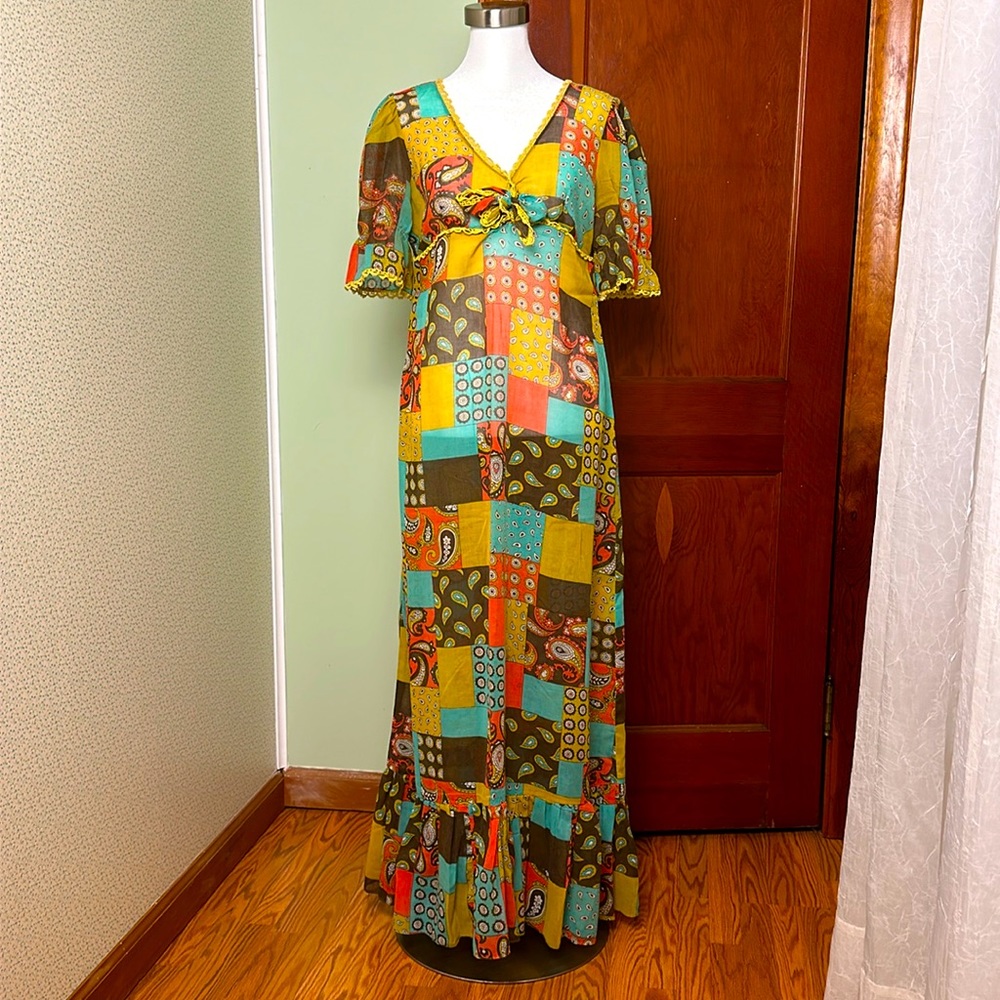 Vintage Patchwork-Pattern Dollyrockers Dress, Siz… - image 1